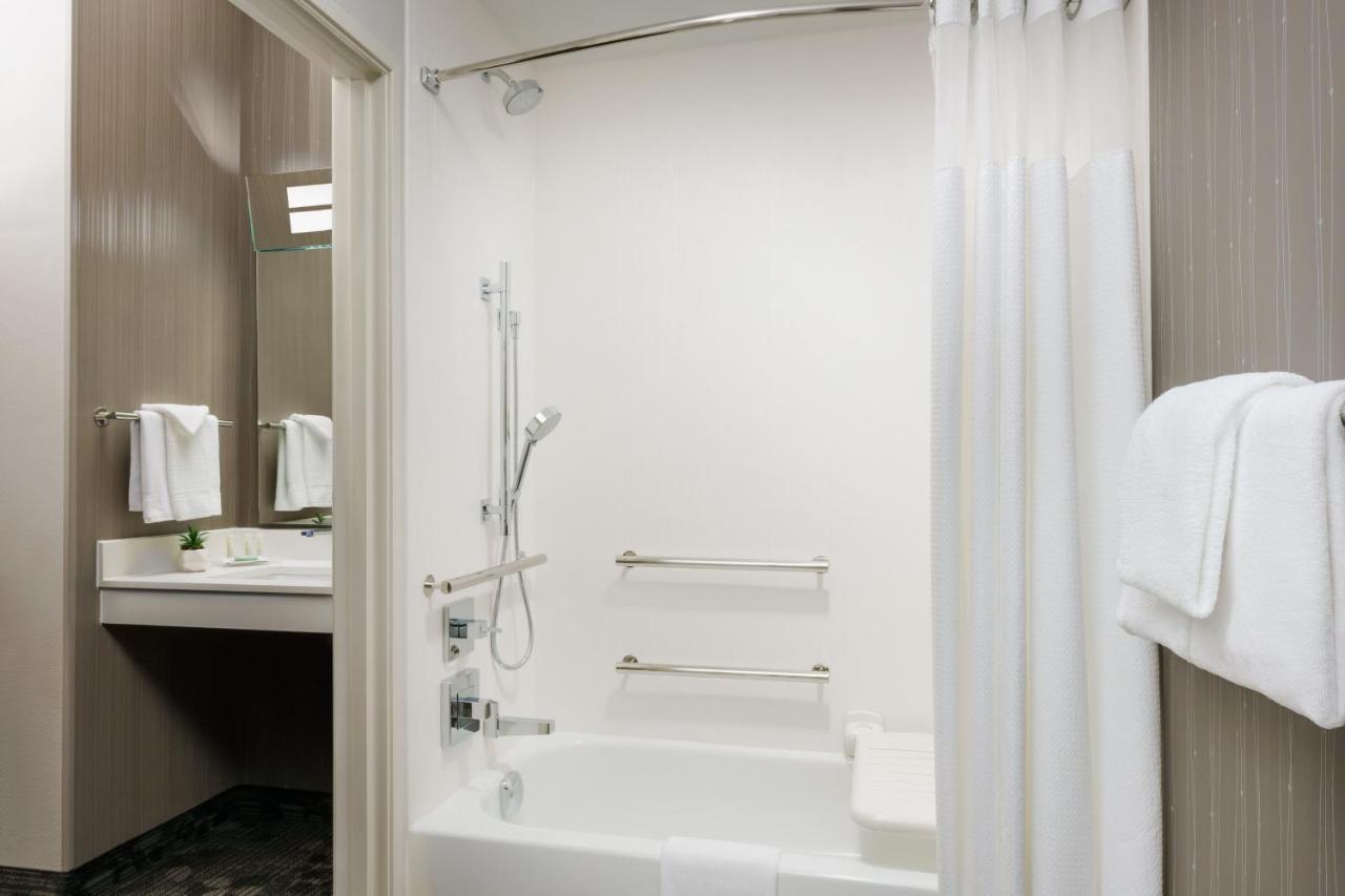 Courtyard By Marriott Dallas Lewisville Esterno foto
